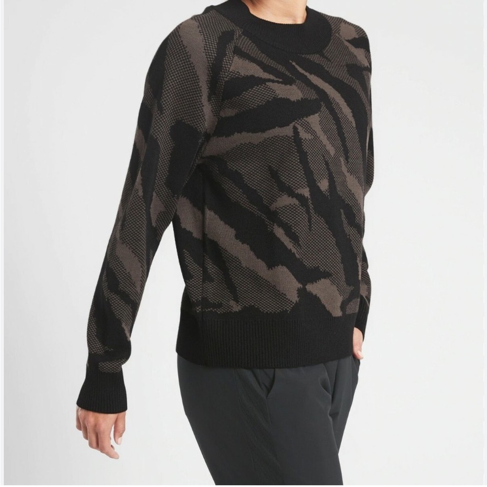 Athleta Extra Fine Merino Wool Blend Jacquard oversized Sweater SZ SMALL